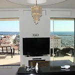 Apartment Events & Rooftop